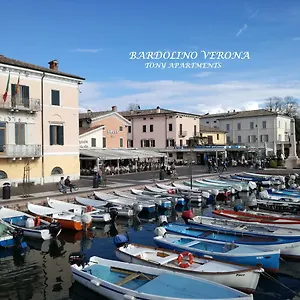 apartments-tony-in-bardolino.hotelinveneto.com/